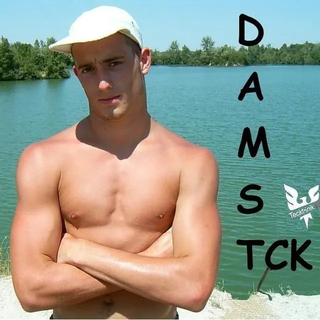 Damien D