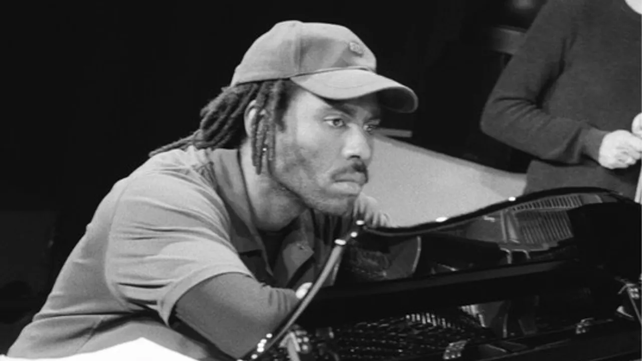 Devonté Hynes Ensemble