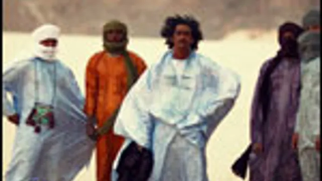 KLOEB 104 : TINARIWEN