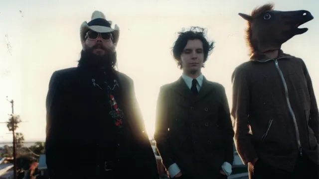 BLACK HEART PROCESSION + SAM COOMES