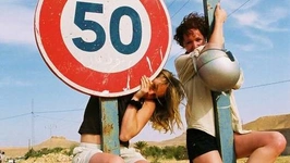 Le Bal des Ginettes Armées - 80's 90's Electro Pop