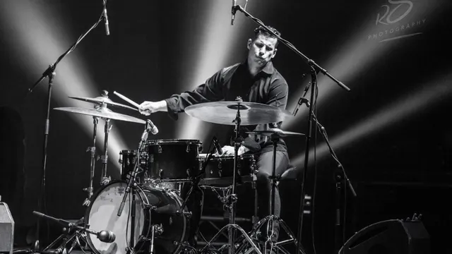 Martin Valihora Quartet