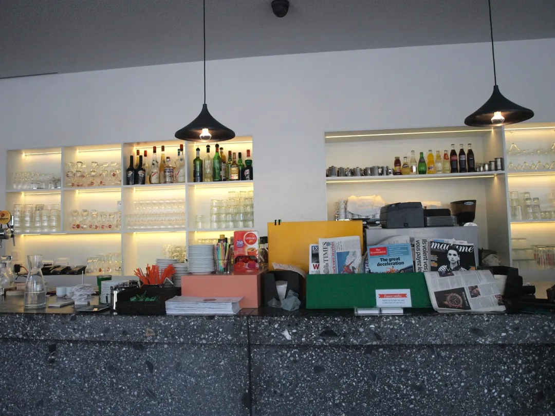 Le Café monde et médias Restaurant Bar Paris