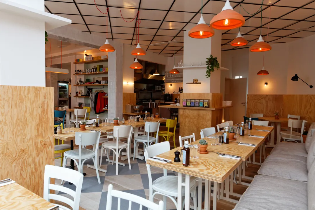Clint Restaurant Shop Paris
