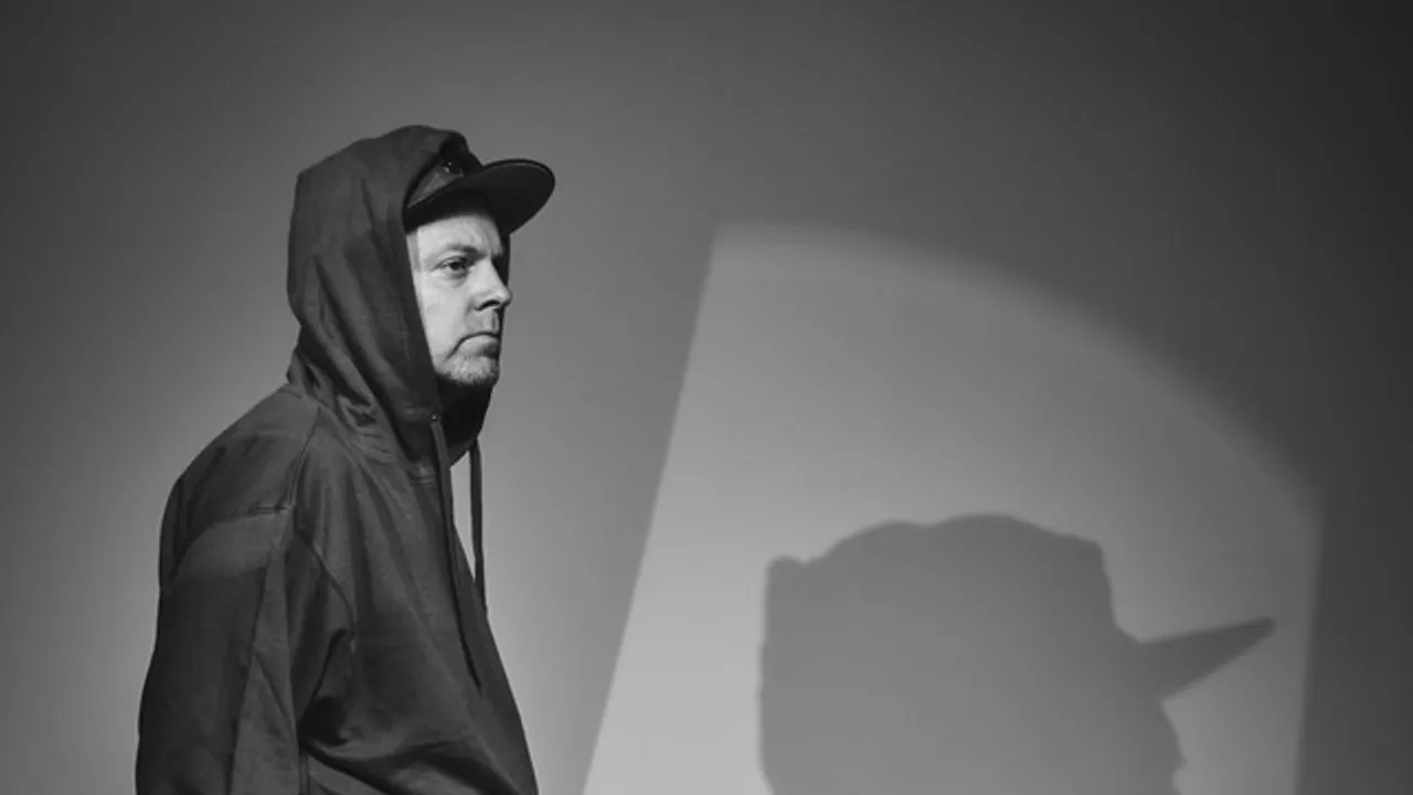 DJ SHADOW