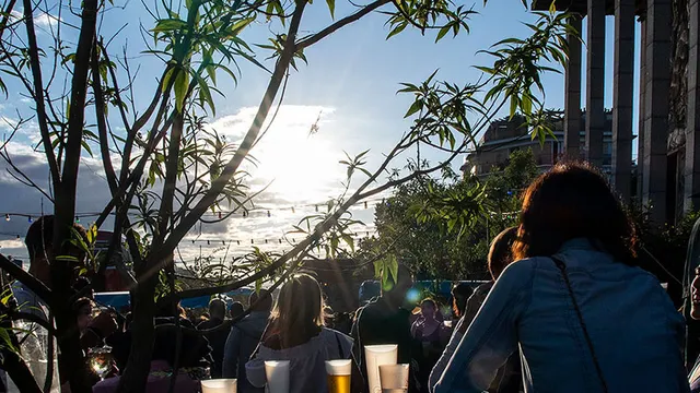 Terrasse Poisson Lune