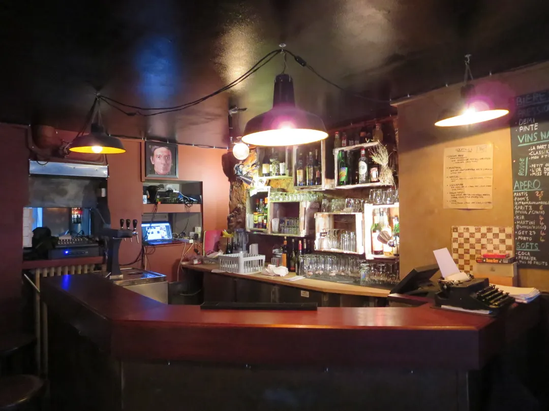 Le Festin Nu Bar Restaurant Paris