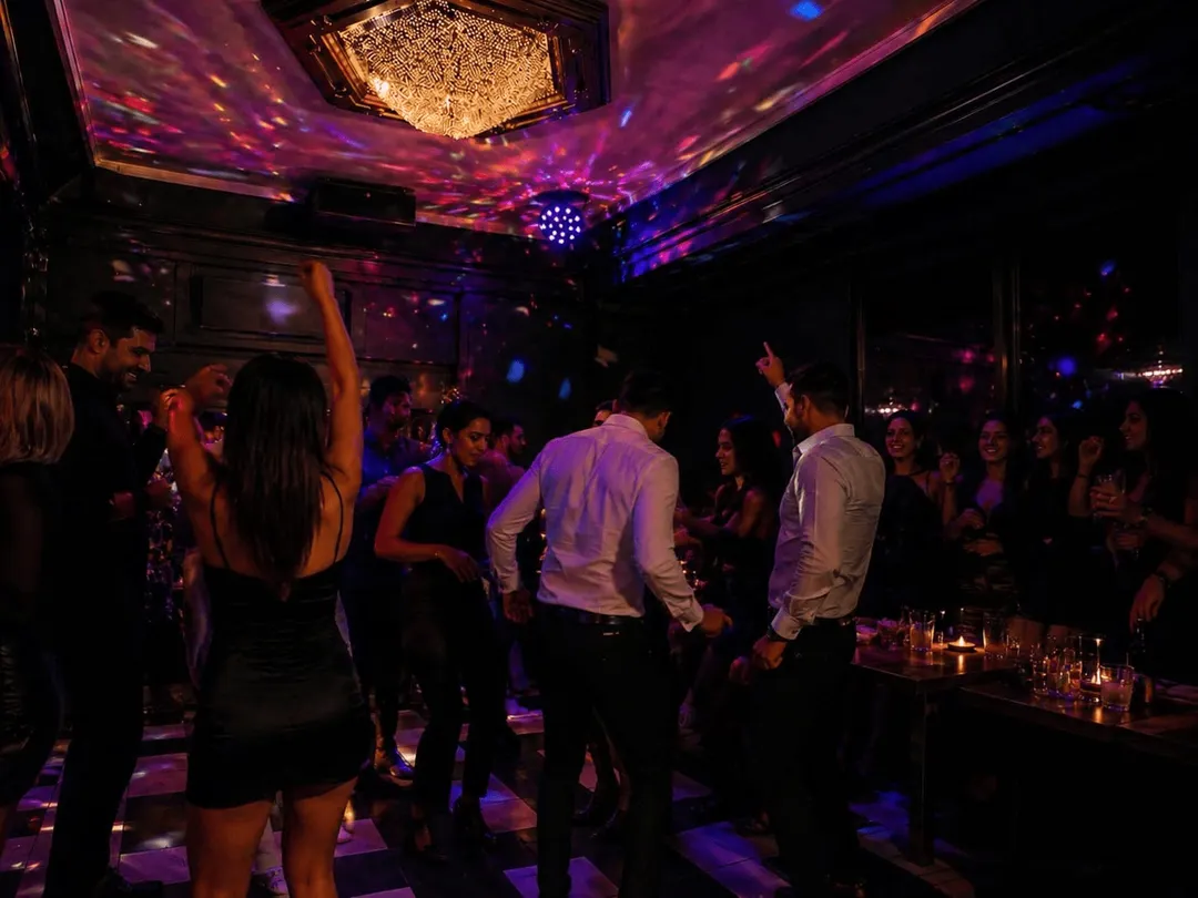 La Fav Restaurant Club Bar Paris