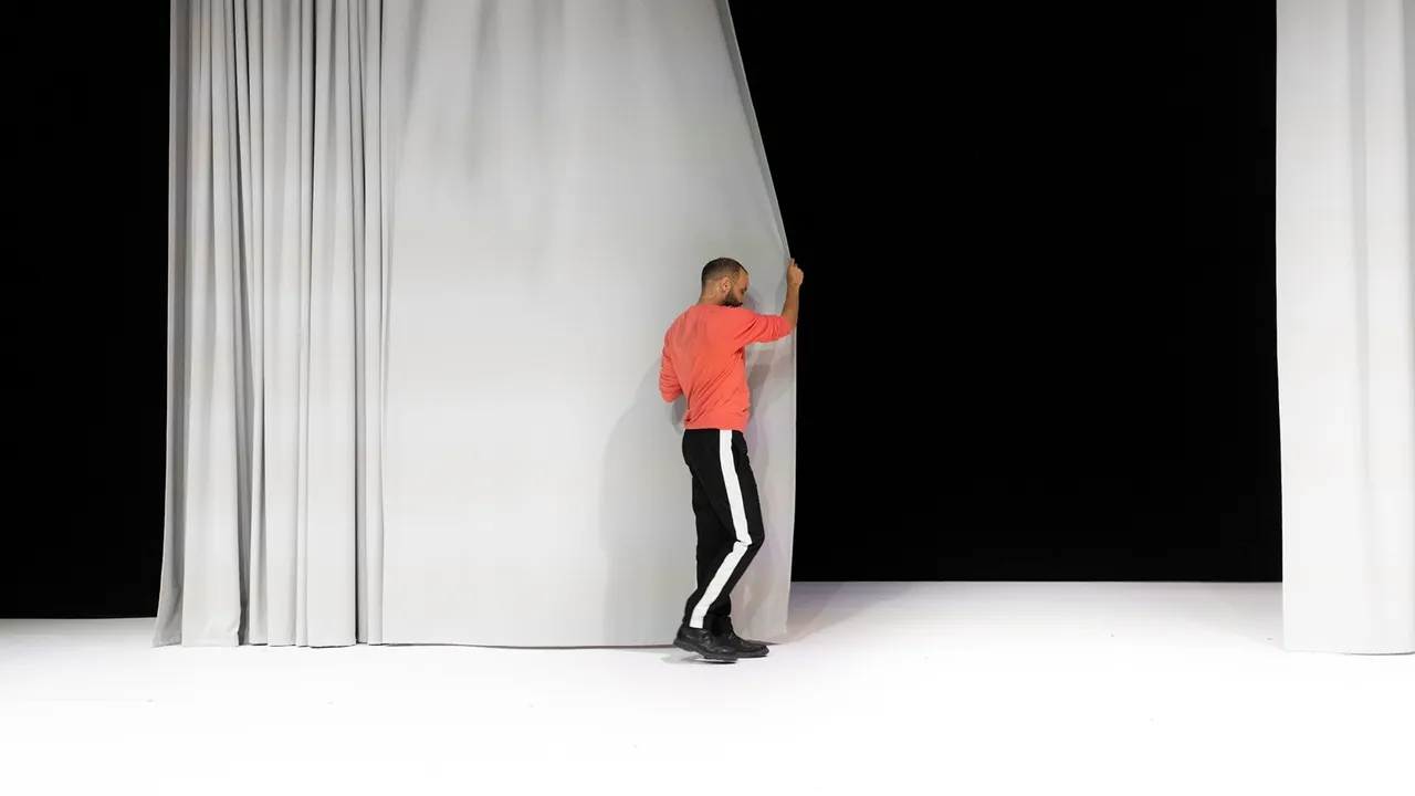 Bâtir – Salim Djaferi