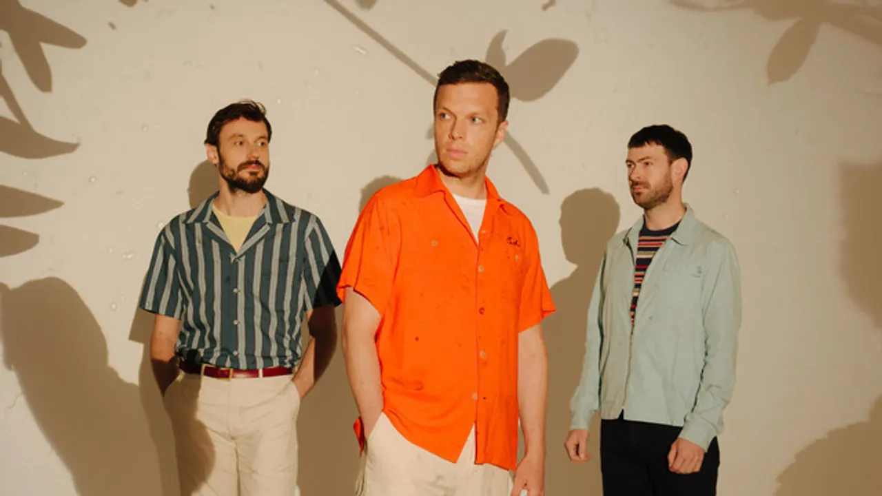 FRIENDLY FIRES