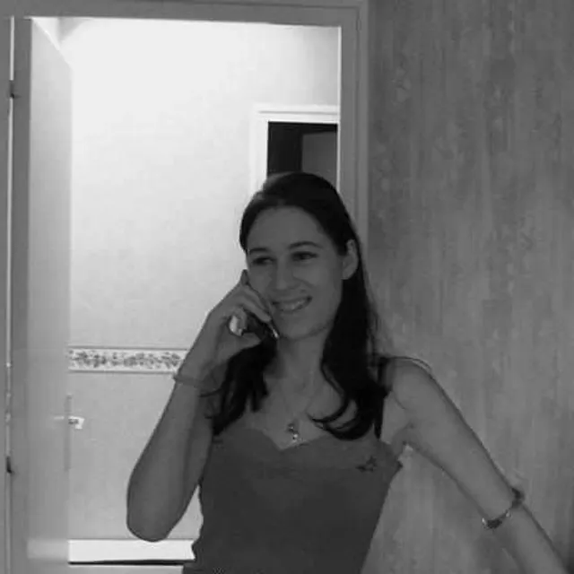 Aude F