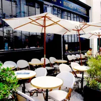 Le Café Lumière