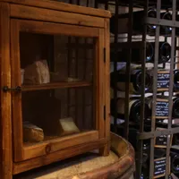 Le Bouche à Oreille