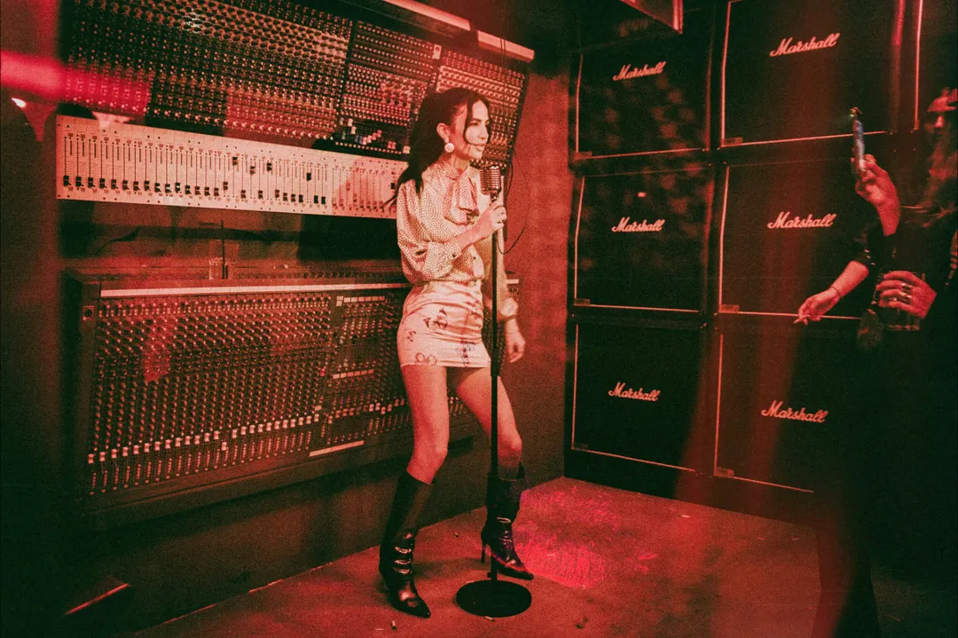 Deflower Club Paris
