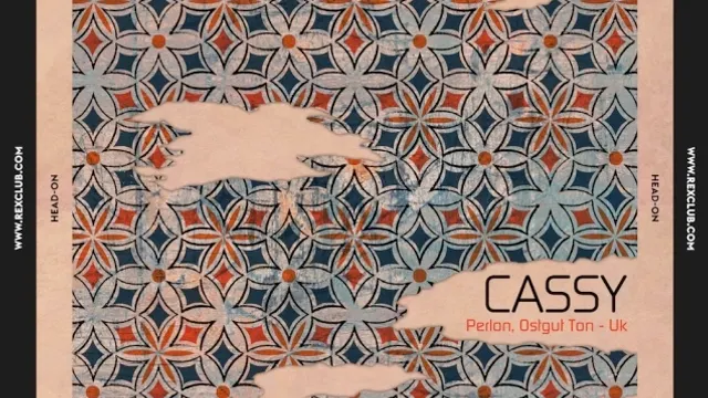Head_on: Cassy, Molly