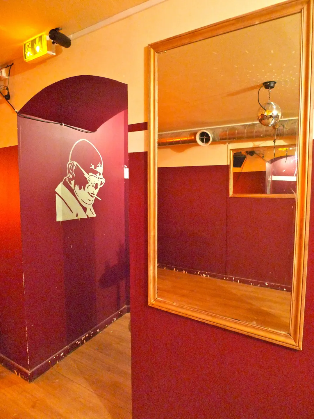 Le 9b Restaurant Bar Paris