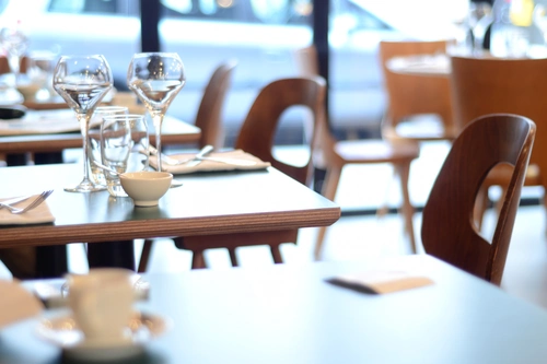 Le 52 Faubourg Saint Denis Restaurant Paris
