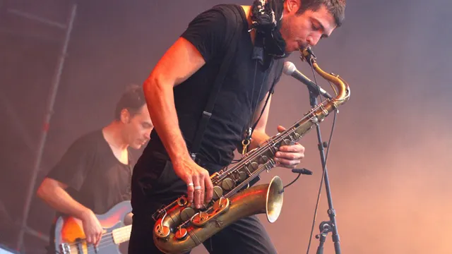 Guillaume Perret & the electric epic en concert