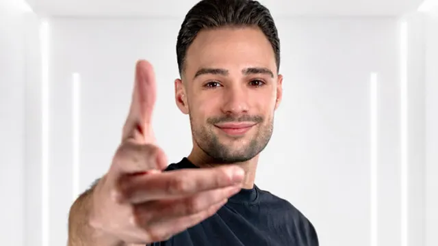 Undercore invite Dimitri K., Lekkerfaces