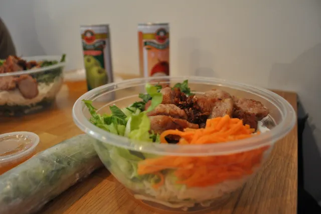 CAN TIN (E) : le Vietnam au bout de tes baguettes