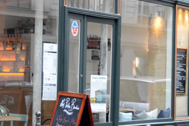 Les Petites Bouchées