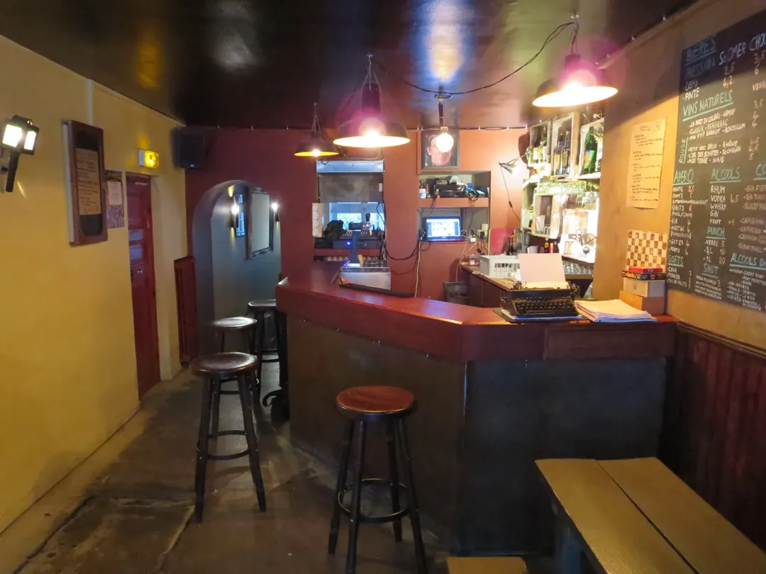 Le Festin Nu Bar Restaurant Paris