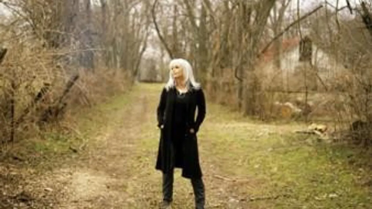 Emmylou Harris