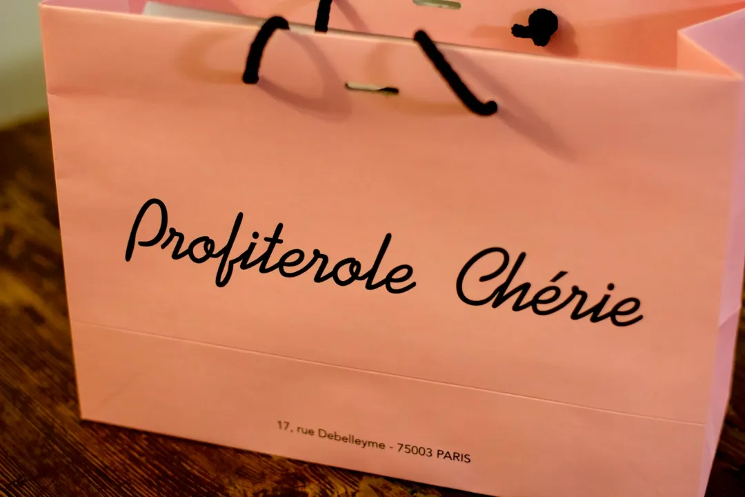 Profiterole Chérie Restaurant Shop Paris