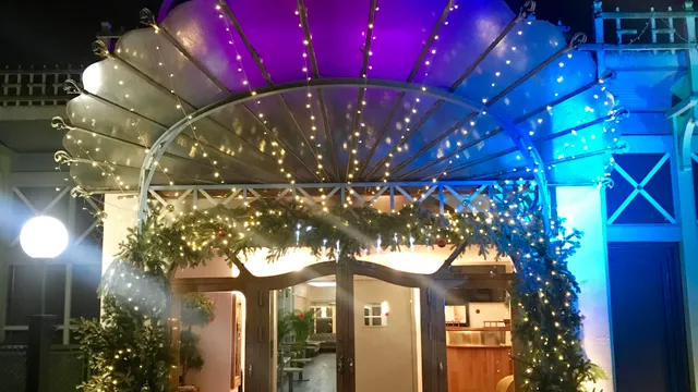 vendredis: la soiree des 30 ans et +....