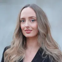 Amelia Jones