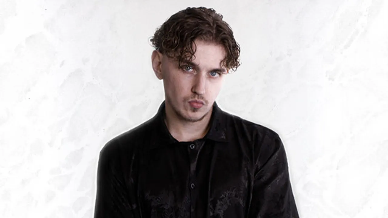 Blackout : Dt43, Gospel, Nøvar, Laura Vom Jupiter & Vino