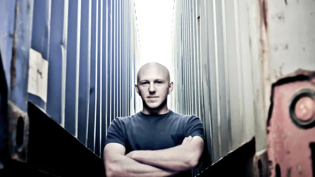MISTRESS LABEL NIGHT