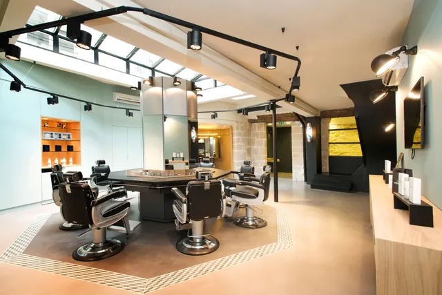 La Barbière de Paris, petit barbershop devenu grand