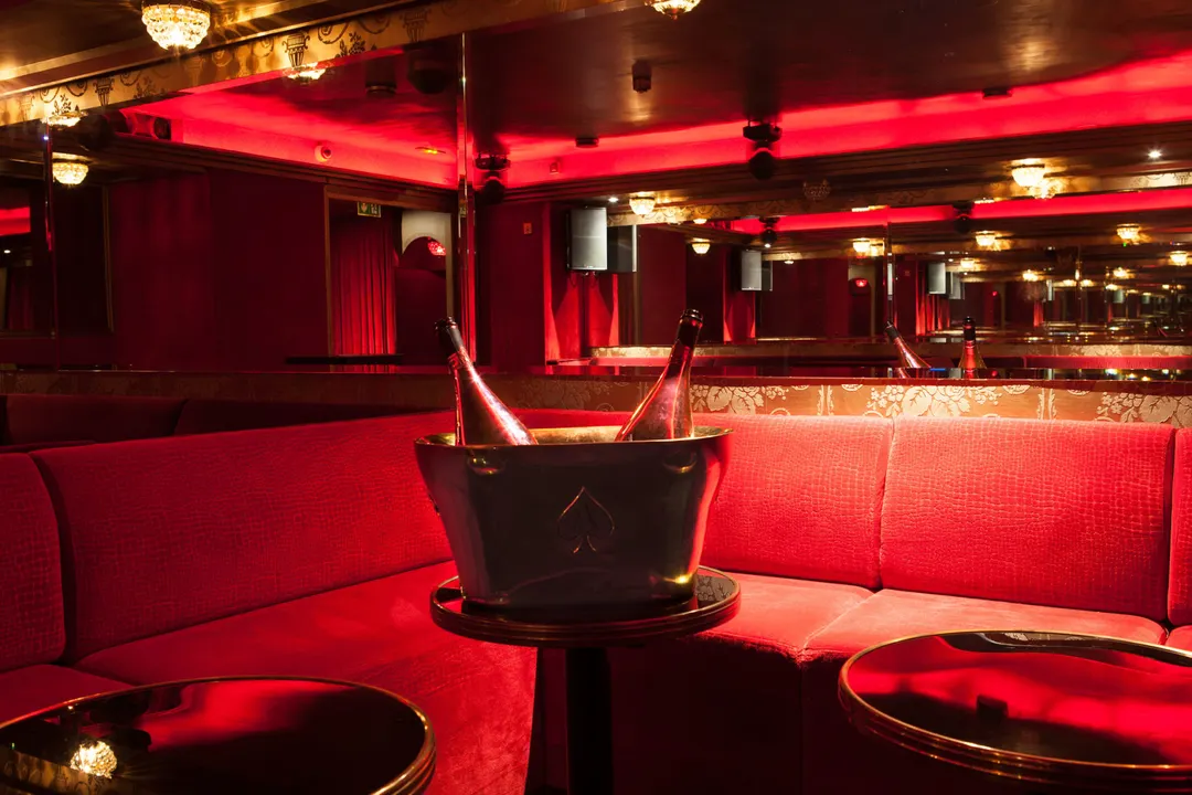 NO Paris Restaurant Bar Paris