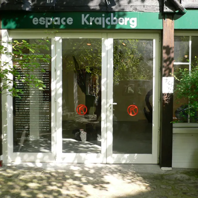 Espace F