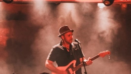 Hawksley Workman, presented by Winnipeg Folk Festival