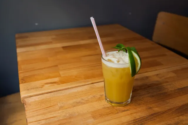 Le Barbiche : nouveau spot cocktails et bonnes planches à Pigalle