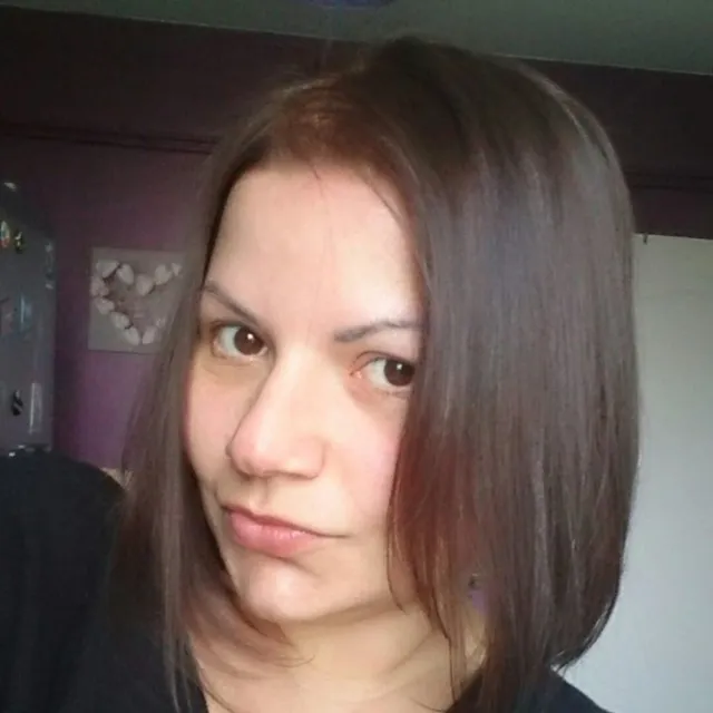 Roxane A