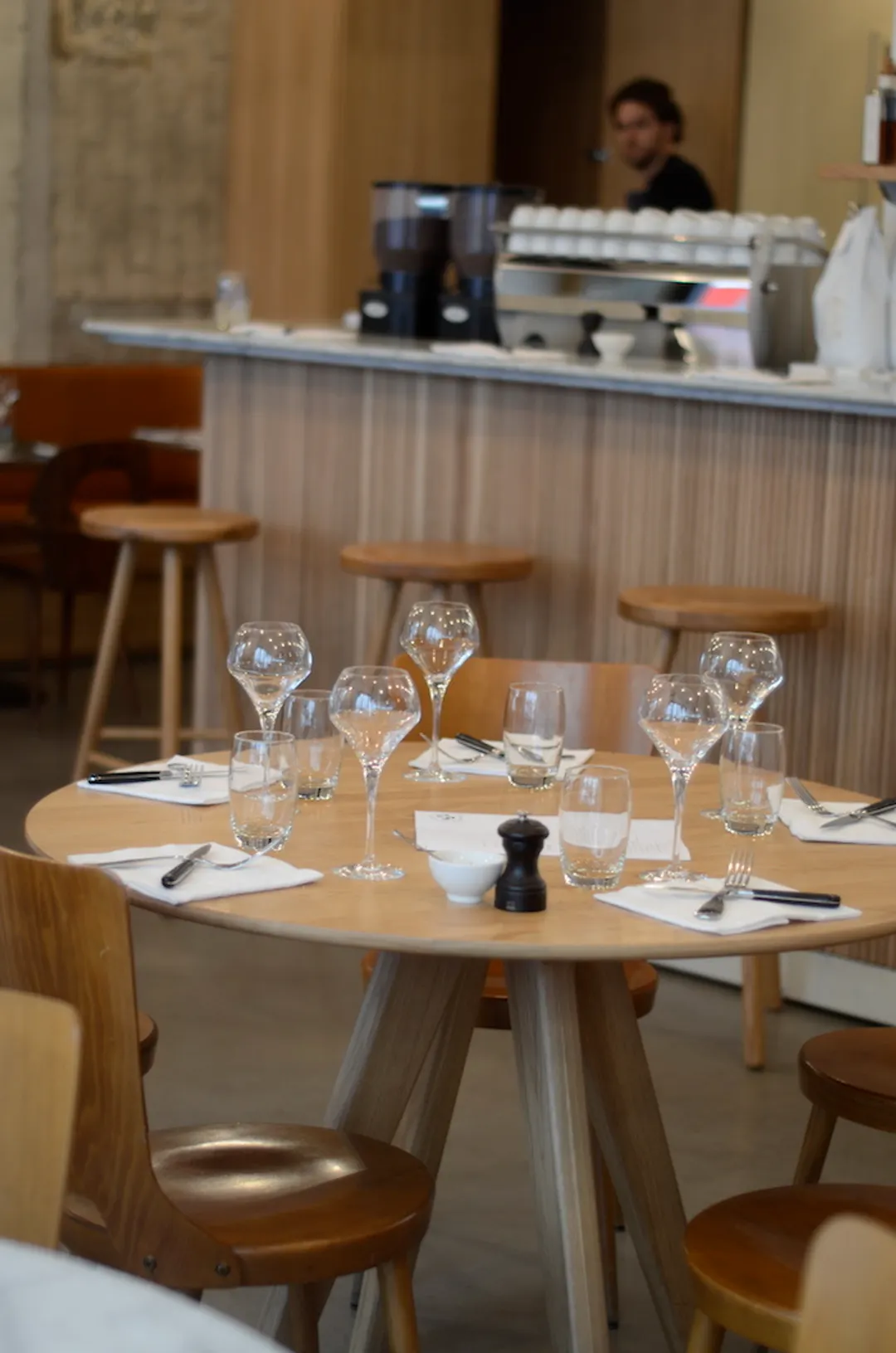 Le 52 Faubourg Saint Denis Restaurant Paris