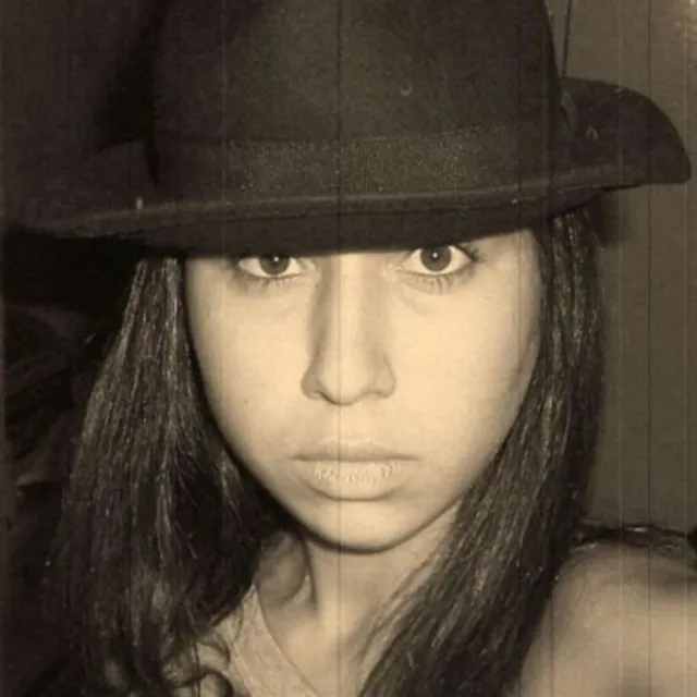Sarah L