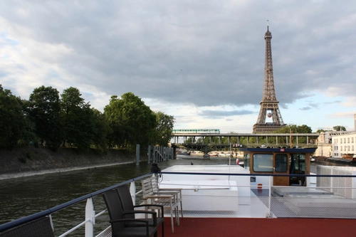 Le Capitaine Fracasse Restaurant Paris