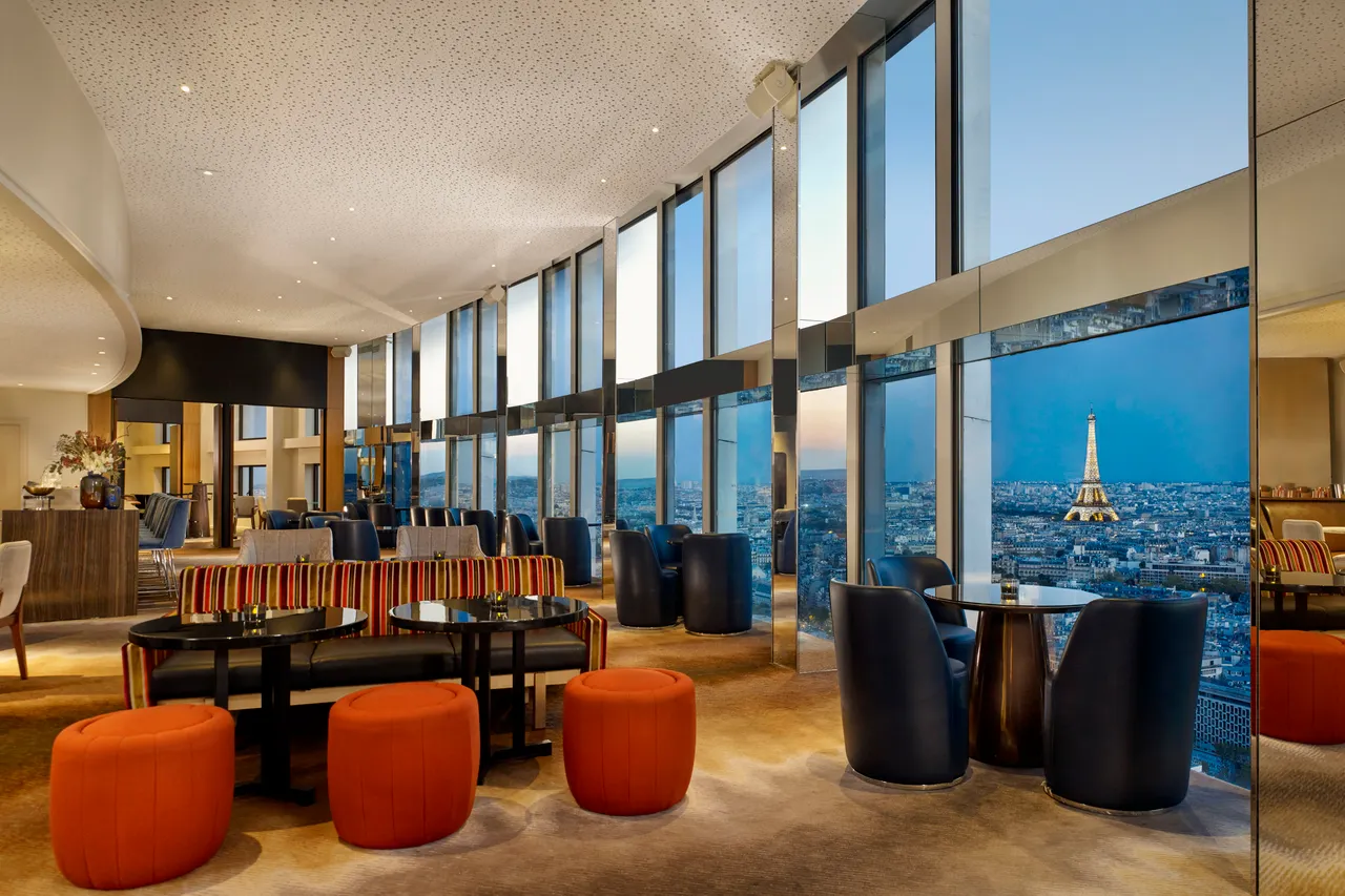 Windo Skybar - Hyatt Regency Paris Etoile
