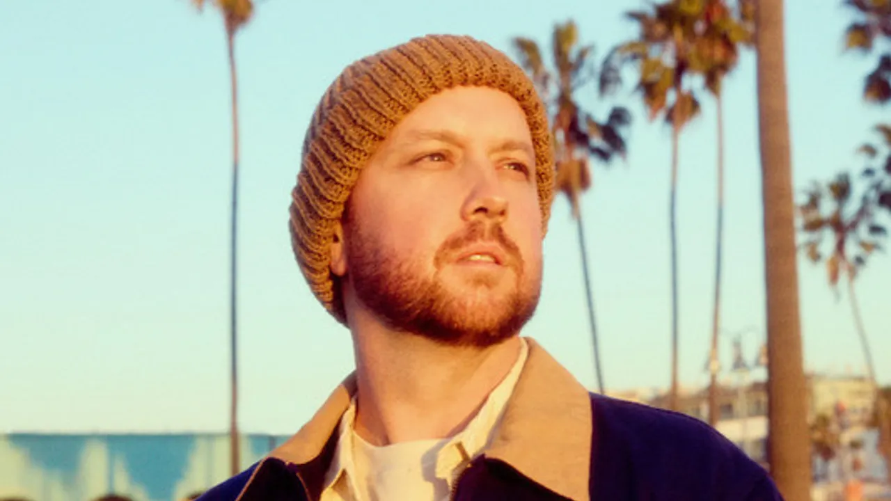 MATT SIMONS