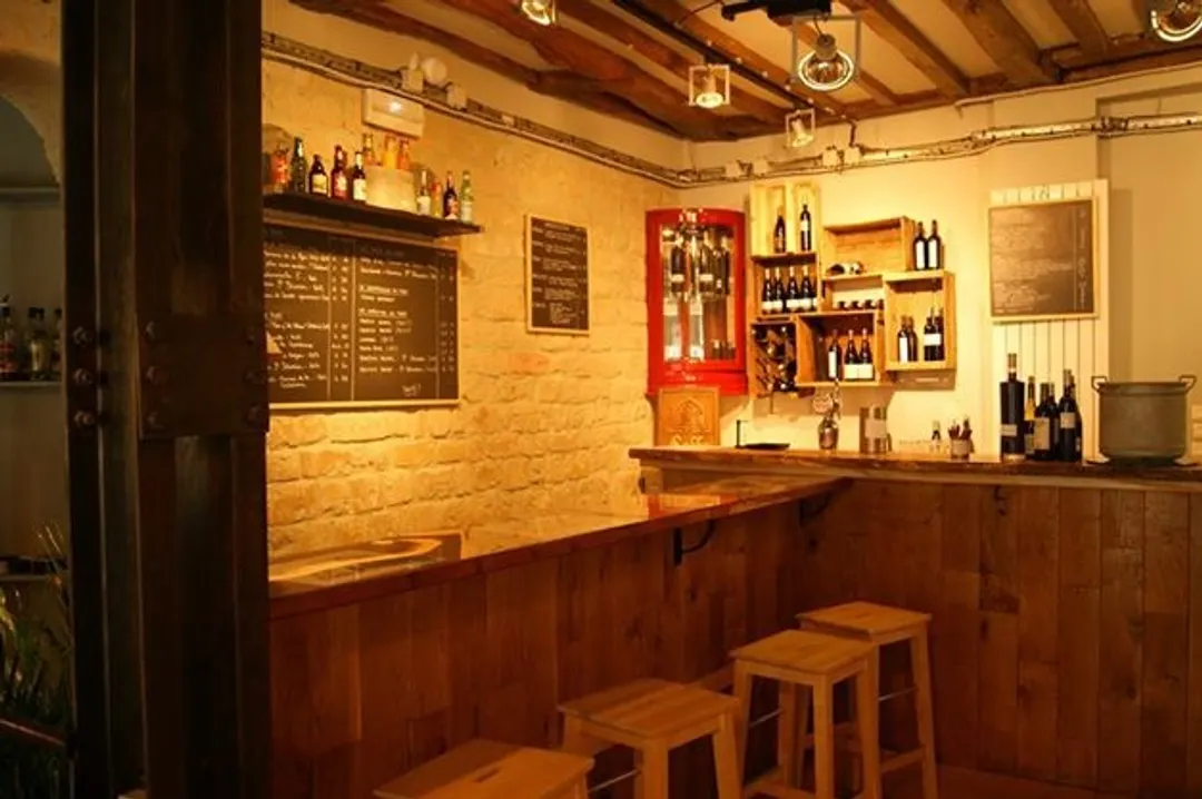 Le More Club Bar Shop Paris