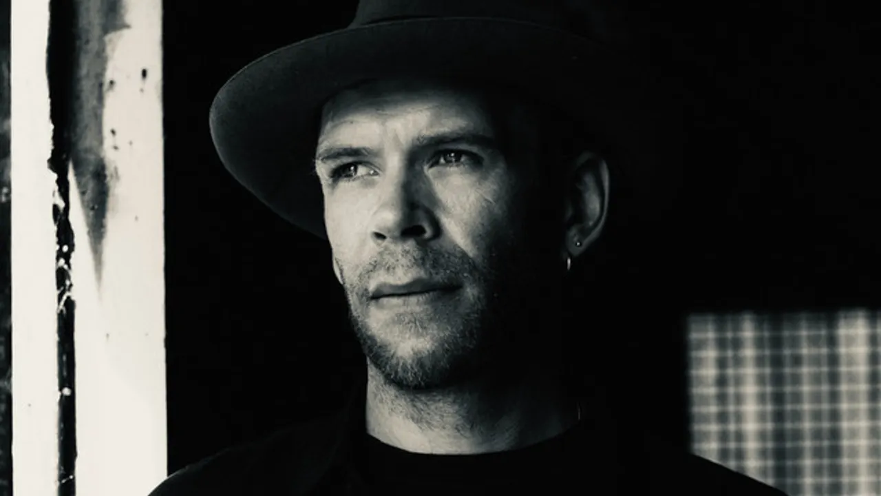 Michael Prins « Play With Fire Tour »