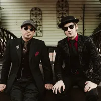 The Peculiar Pretzelmen