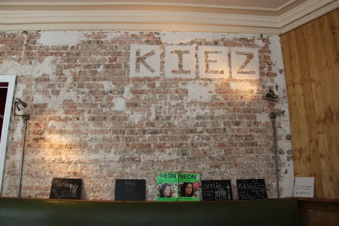 Kiez Biergarten Restaurant Bar Paris