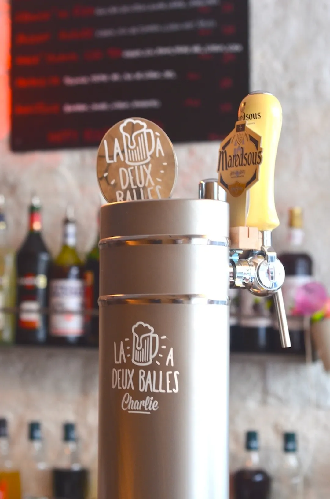 Charlie... et sa bière à deux balles Bar Paris
