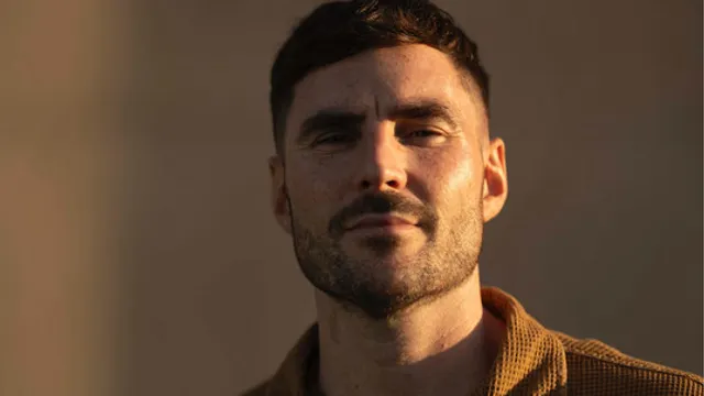 Jesse Maas curates