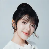 Tiara Andini